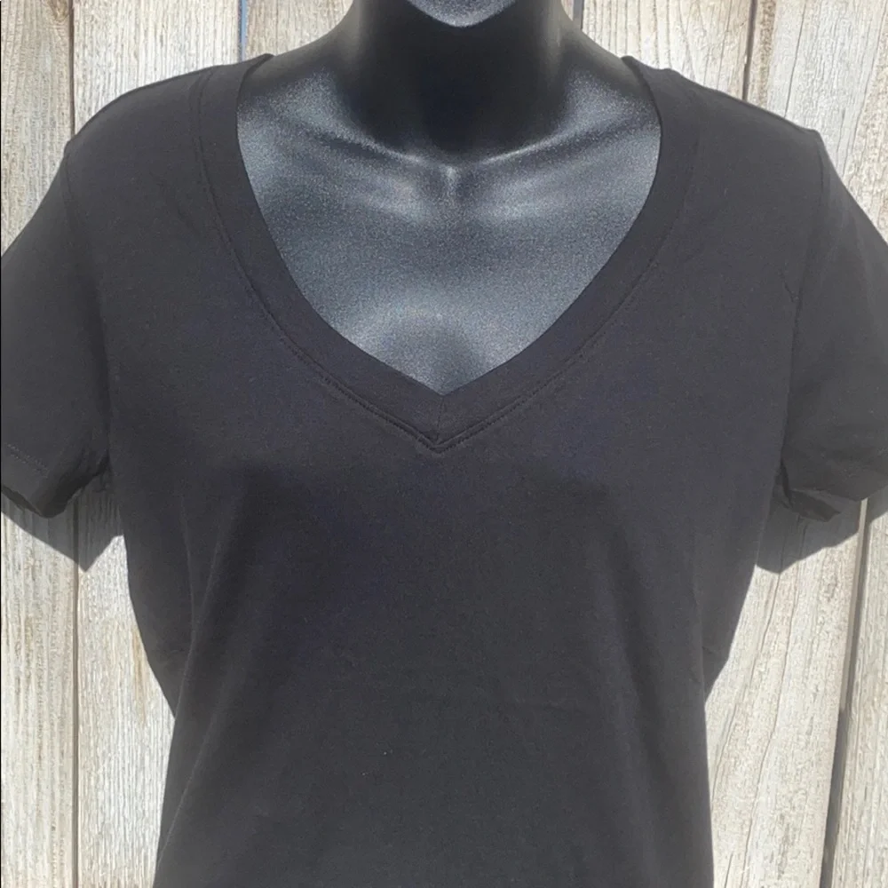 Black Tee - Picture 2 of 5